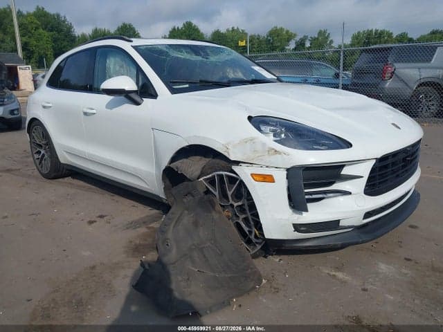 2019 PORSCHE MACAN 1
