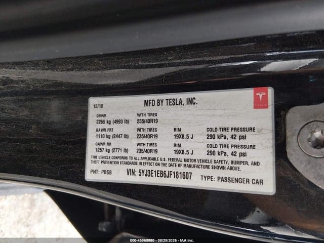 2018 TESLA MODEL 3 LONG RANGE/PERFORMANCE 9