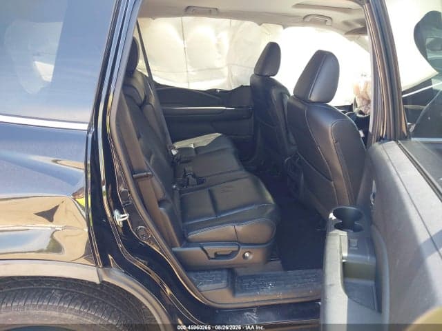 2017 HONDA PILOT EX-L 8