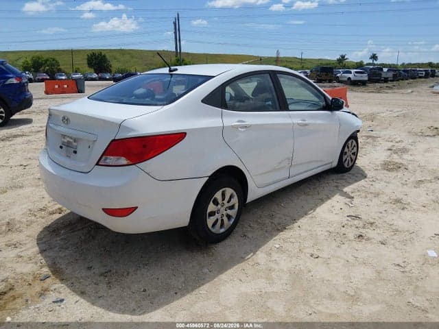 2017 HYUNDAI ACCENT SE 4