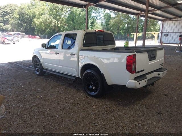 2021 NISSAN FRONTIER SV 4X4 3