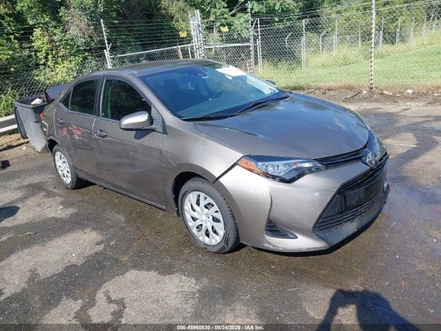 2017 TOYOTA COROLLA LE 1