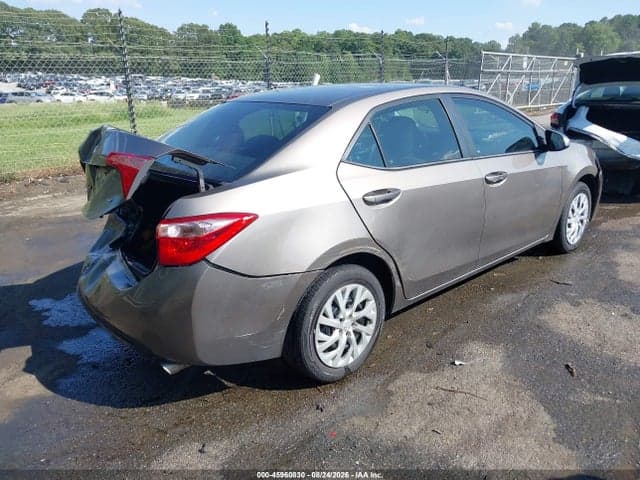 2017 TOYOTA COROLLA LE 4