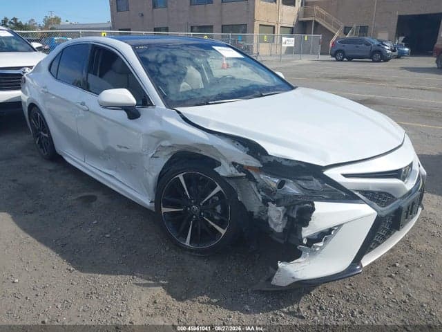 2018 TOYOTA CAMRY XSE