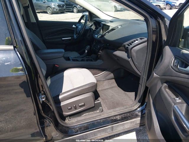 2017 FORD ESCAPE TITANIUM 5