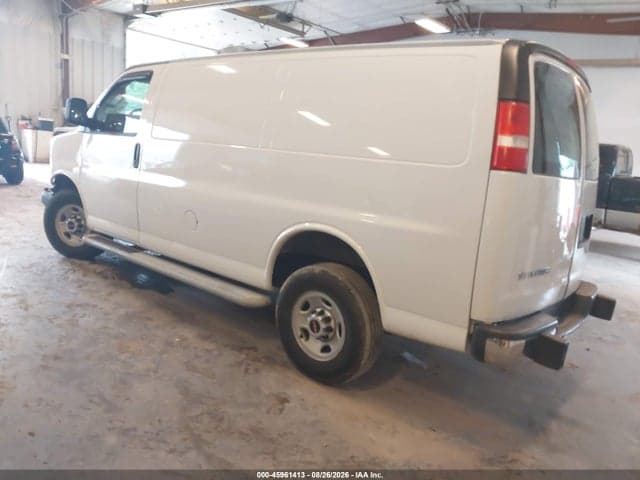 2017 GMC SAVANA 2500 WORK VAN 3