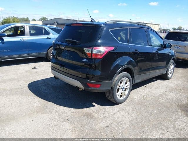 2018 FORD ESCAPE SE 4