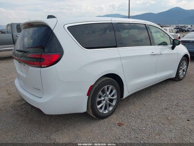 2027 CHRYSLER PACIFICA LIMITED 4
