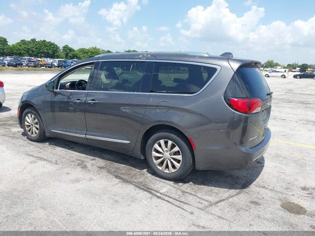 2018 CHRYSLER PACIFICA TOURING L 3