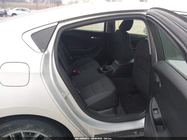 2017 CHEVROLET VOLT LT 8