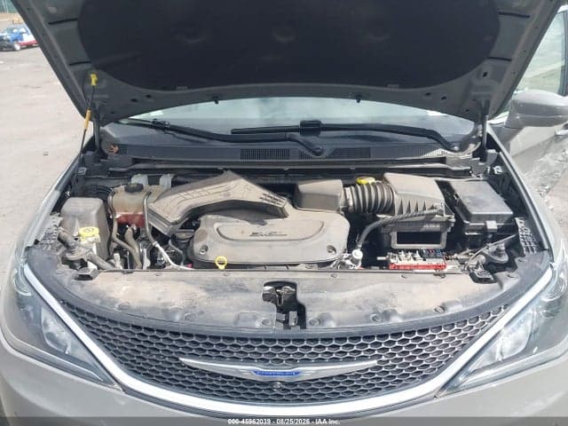 2020 CHRYSLER PACIFICA TOURING L PLUS 9