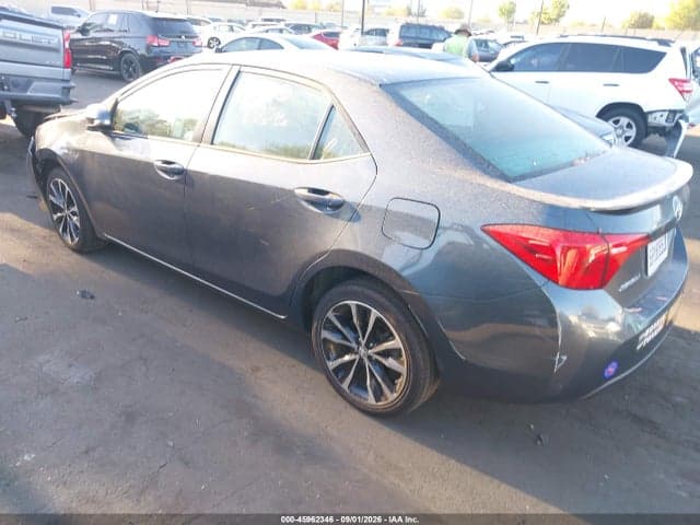 2017 TOYOTA COROLLA SE 3