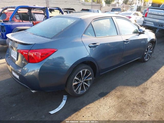 2017 TOYOTA COROLLA SE 4
