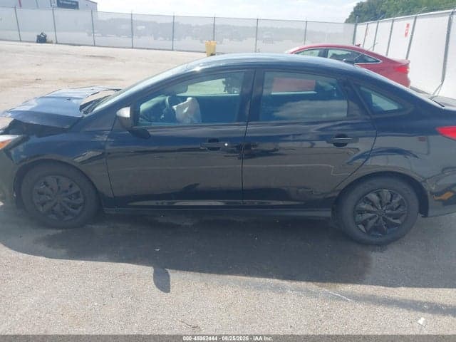 2017 FORD FOCUS S 14