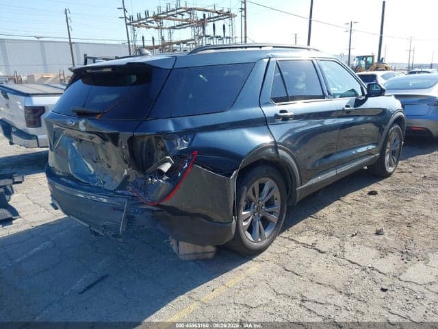 2022 FORD EXPLORER XLT 4