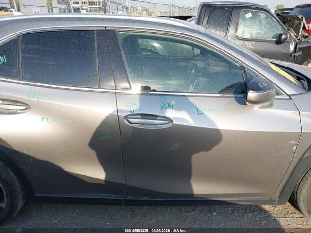 2019 LEXUS UX 200 13