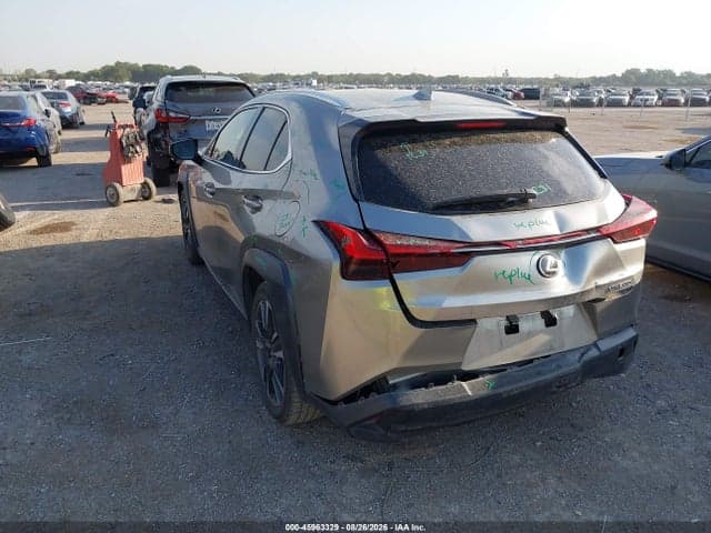 2019 LEXUS UX 200 3