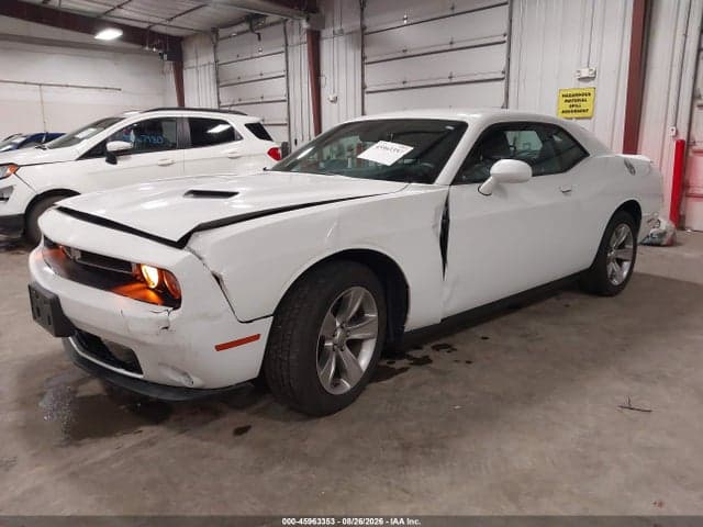 2018 DODGE CHALLENGER SXT 2
