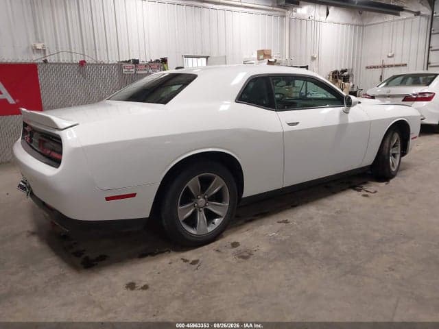2018 DODGE CHALLENGER SXT 4