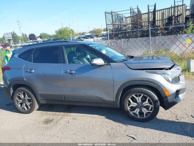 2021 KIA SELTOS EX 13