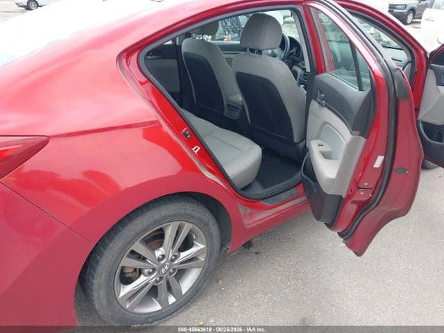 2018 HYUNDAI ELANTRA SEL 8