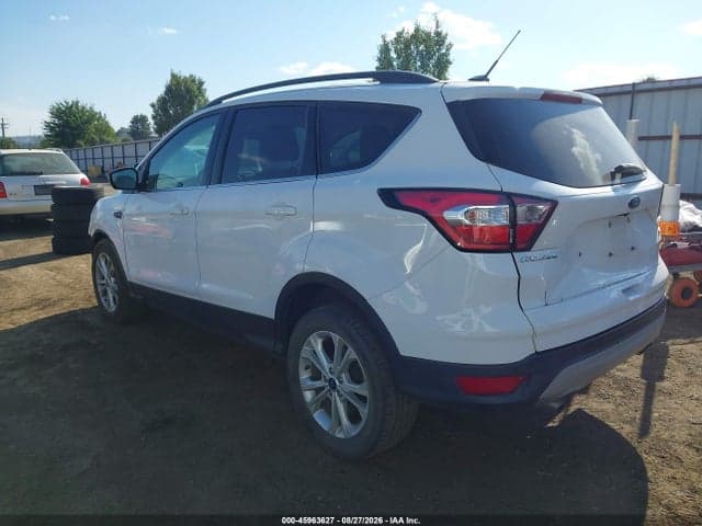 2017 FORD ESCAPE SE 3