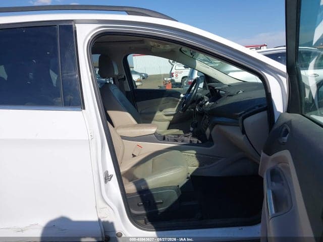 2017 FORD ESCAPE SE 5