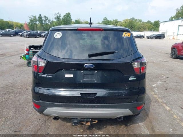 2017 FORD ESCAPE SE 17