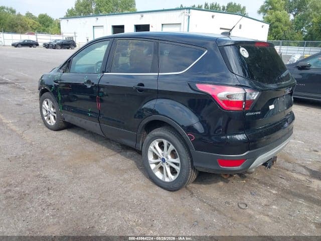 2017 FORD ESCAPE SE 3