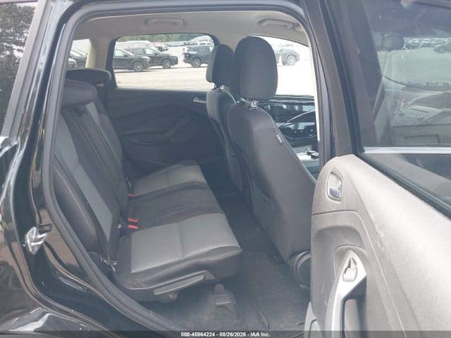 2017 FORD ESCAPE SE 8