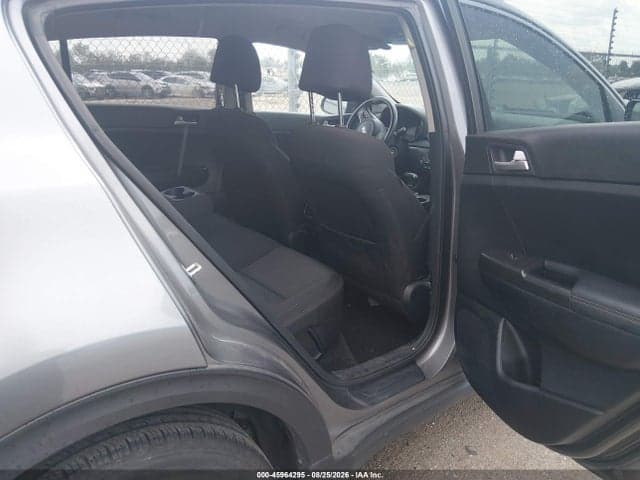 2017 KIA SPORTAGE LX 8