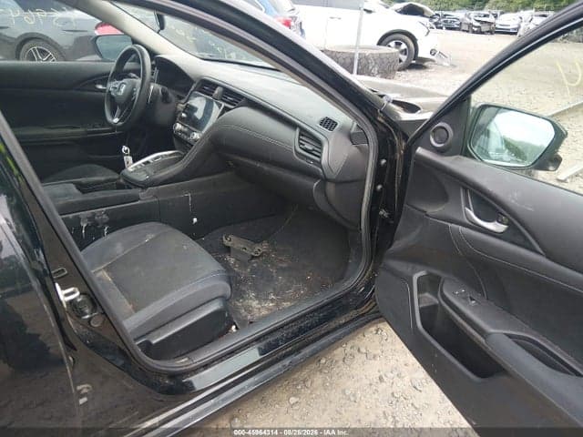 2019 HONDA INSIGHT EX 5