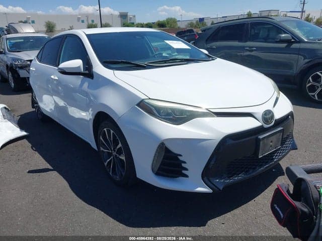 2018 TOYOTA COROLLA SE 1