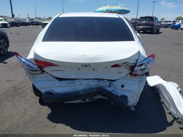 2018 TOYOTA COROLLA SE 17