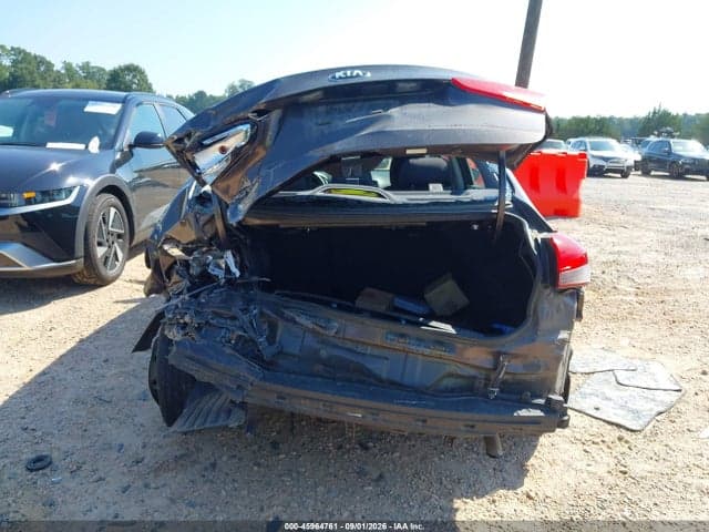 2017 KIA FORTE LX 6