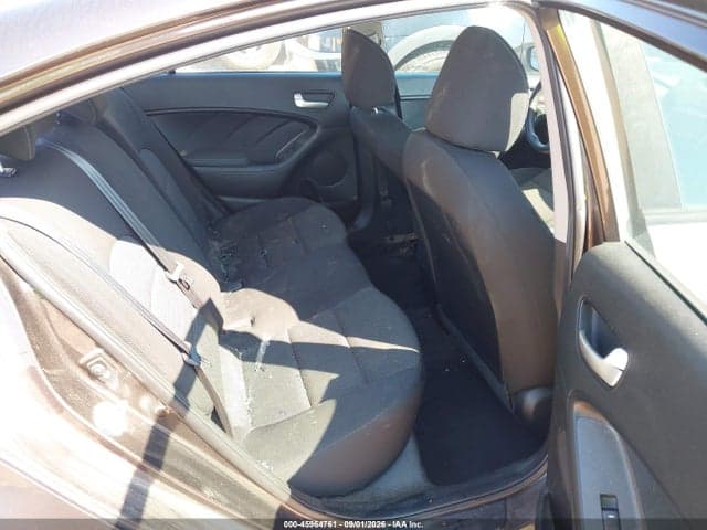 2017 KIA FORTE LX 8