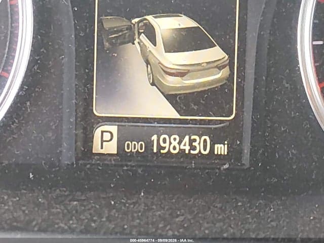 2017 TOYOTA CAMRY SE 9