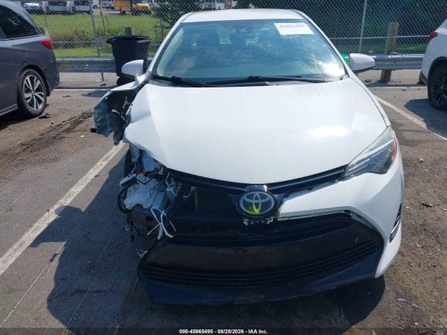 2018 TOYOTA COROLLA LE 12