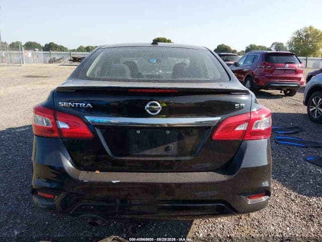 2019 NISSAN SENTRA SR 17