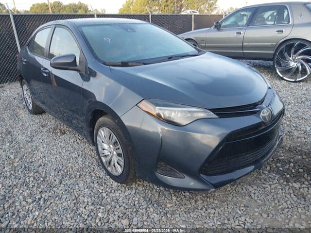 2018 TOYOTA COROLLA LE 1