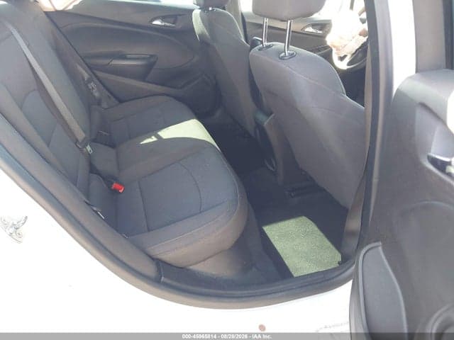 2018 CHEVROLET CRUZE LS AUTO 8