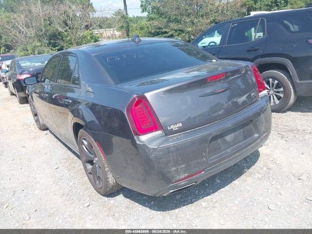 2021 CHRYSLER 300 3