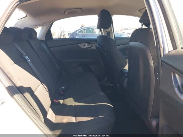 2021 KIA FORTE LXS 8