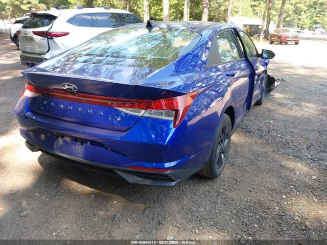 2023 HYUNDAI ELANTRA SEL 4