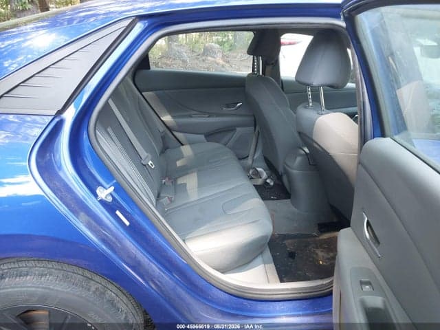 2023 HYUNDAI ELANTRA SEL 8