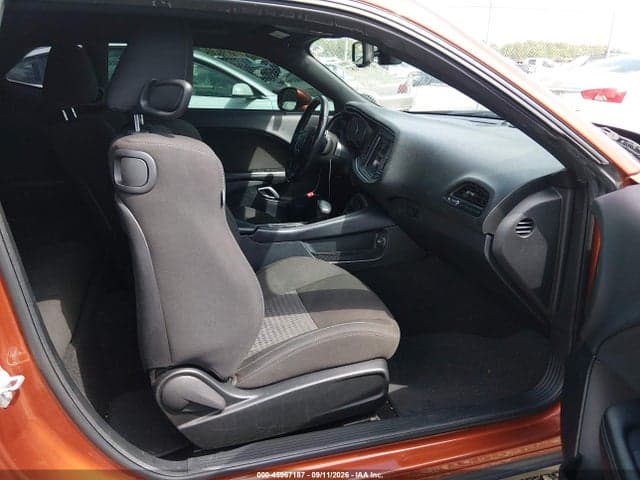 2020 DODGE CHALLENGER R/T 5