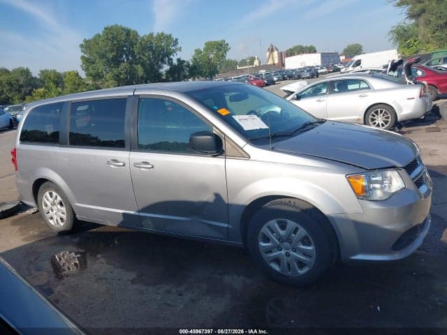 2018 DODGE GRAND CARAVAN SE 14
