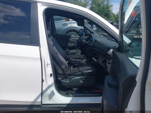 2022 HONDA PILOT AWD TRAILSPORT 5
