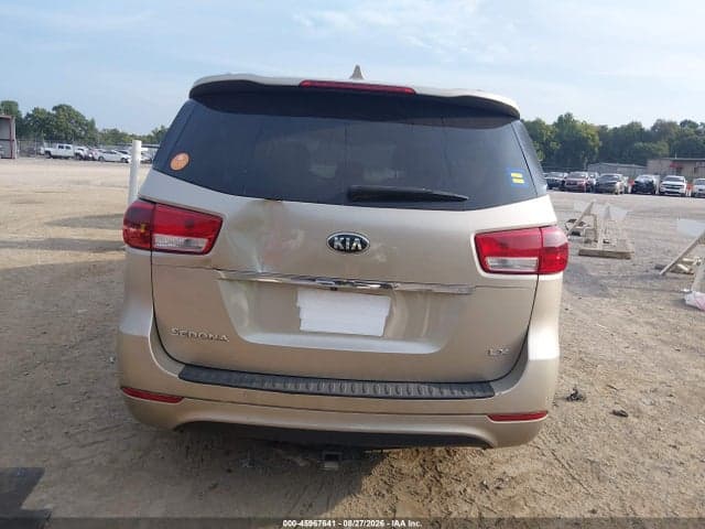 2017 KIA SEDONA LX 17