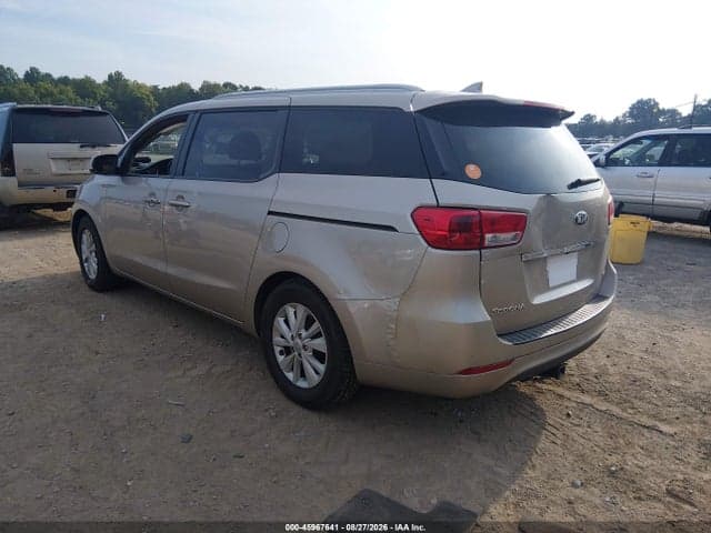 2017 KIA SEDONA LX 3